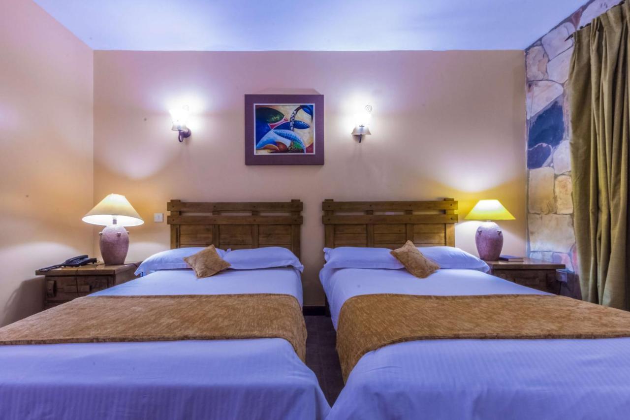Mountains Of The Moon Hotel Fort Portal المظهر الخارجي الصورة