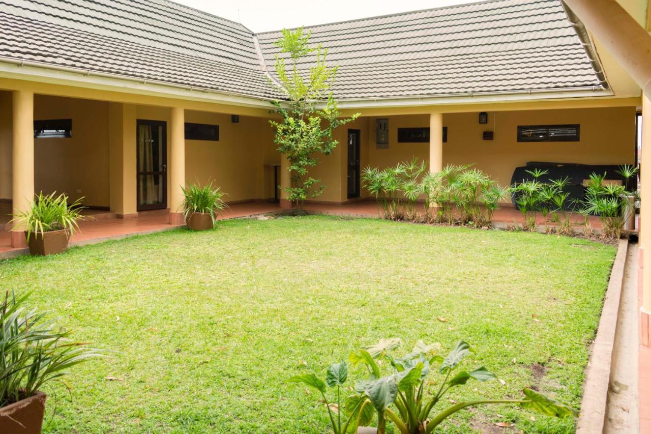 Mountains Of The Moon Hotel Fort Portal المظهر الخارجي الصورة