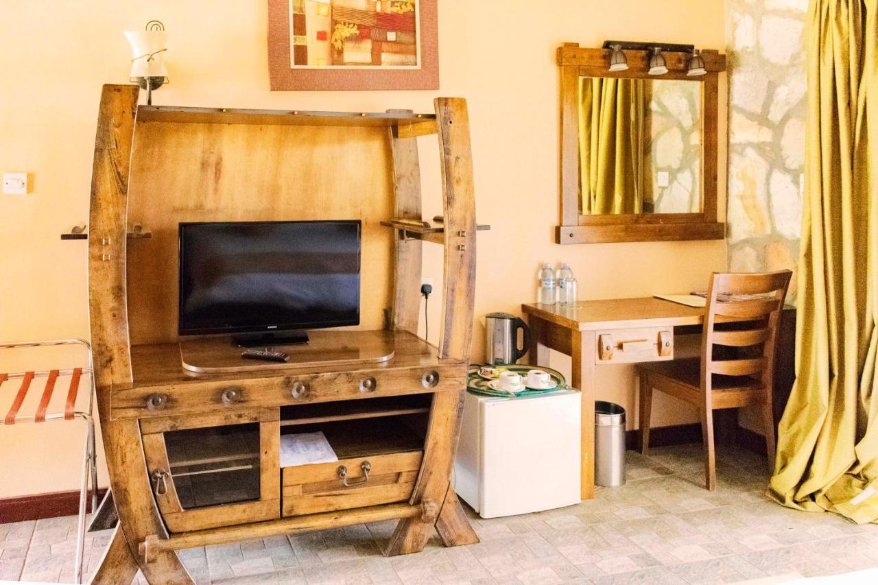 Mountains Of The Moon Hotel Fort Portal المظهر الخارجي الصورة